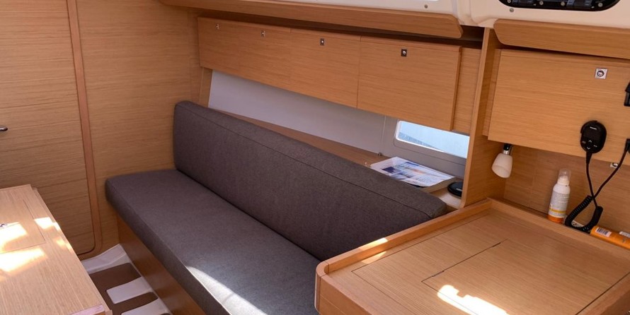 Dufour 360 Grand Large