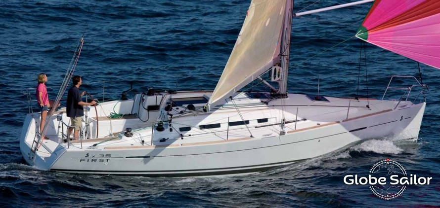 Beneteau First 35