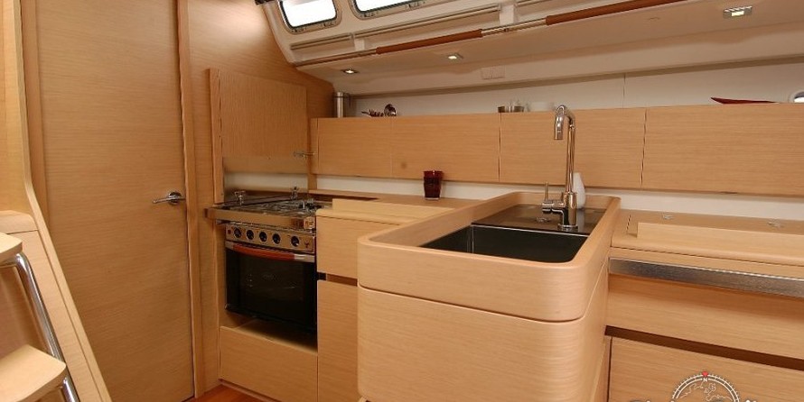 Beneteau First 45