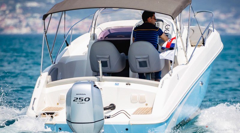 Beneteau Flyer 750 Sun Deck