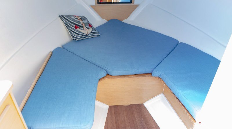 Beneteau Flyer 750 Sun Deck