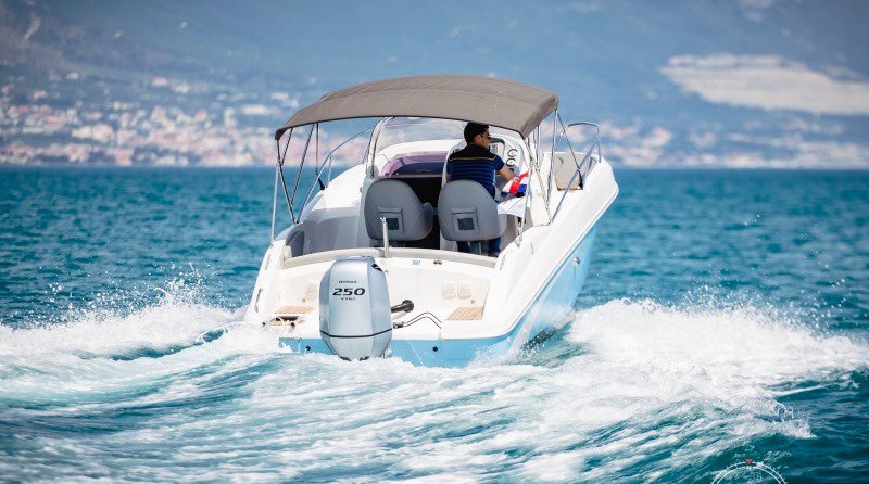 Beneteau Flyer 750 Sun Deck