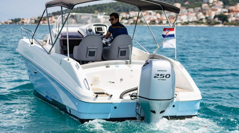 Beneteau Flyer 750 Sun Deck