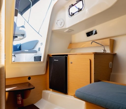 Beneteau Flyer 750 Sun Deck