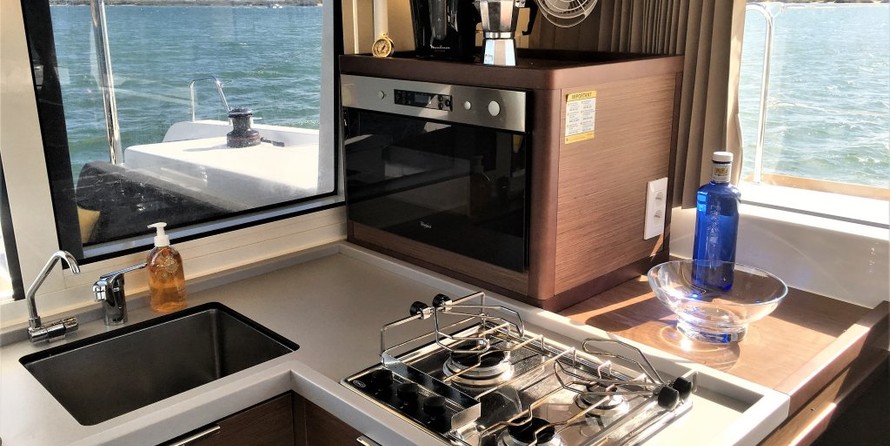 Lagoon 40