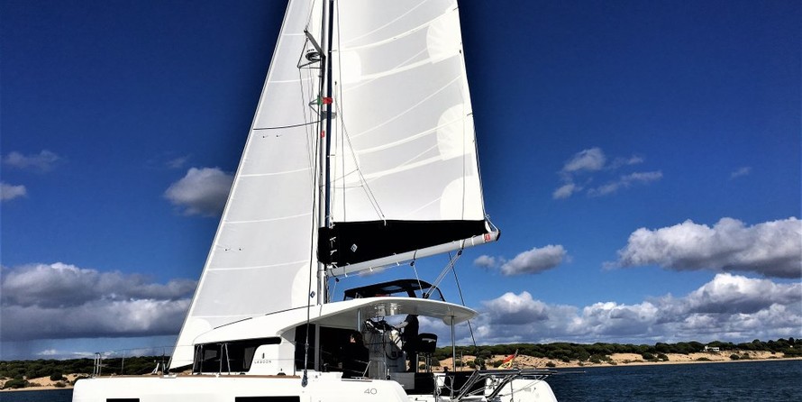 Lagoon 40