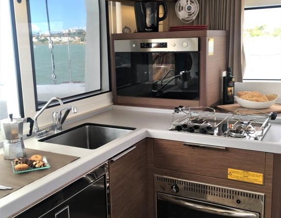 Lagoon 40