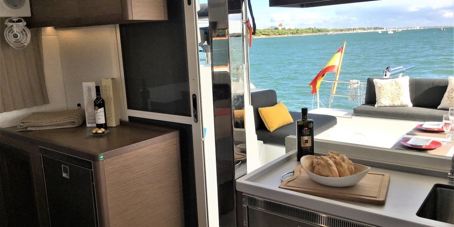 Lagoon 40