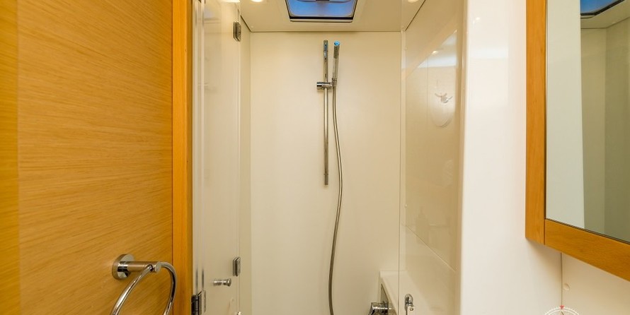Lagoon 450 F
