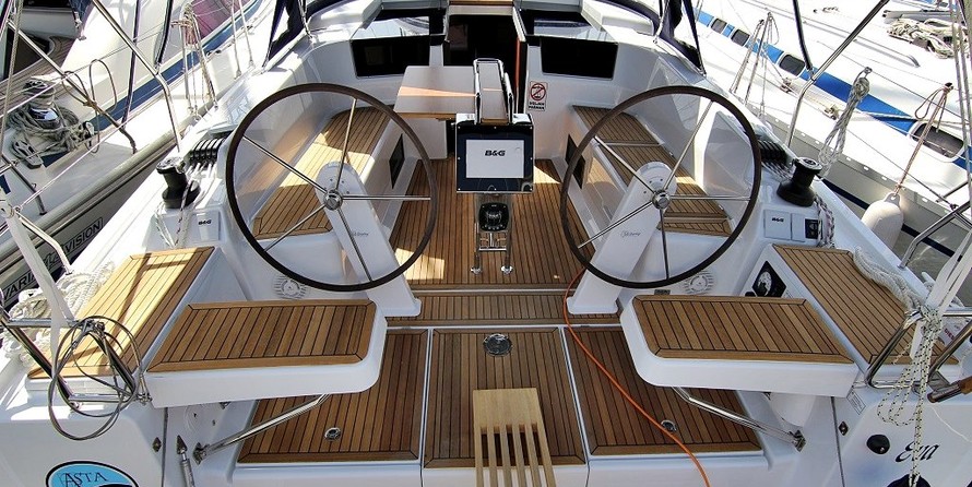 Hanse 418