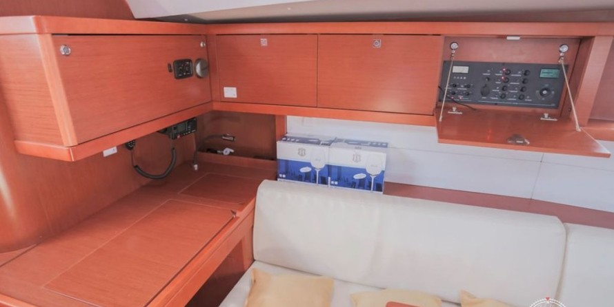 Beneteau Oceanis 48