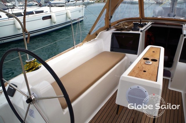 Dufour 350 Grand Large