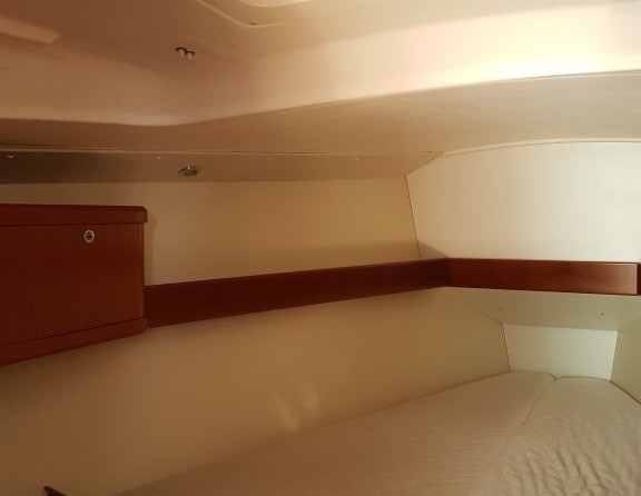 Beneteau Oceanis 373