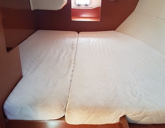 Beneteau Oceanis 373