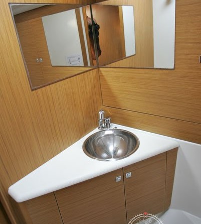 Jeanneau 53