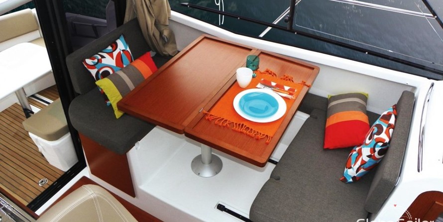 Jeanneau Merry Fisher 855