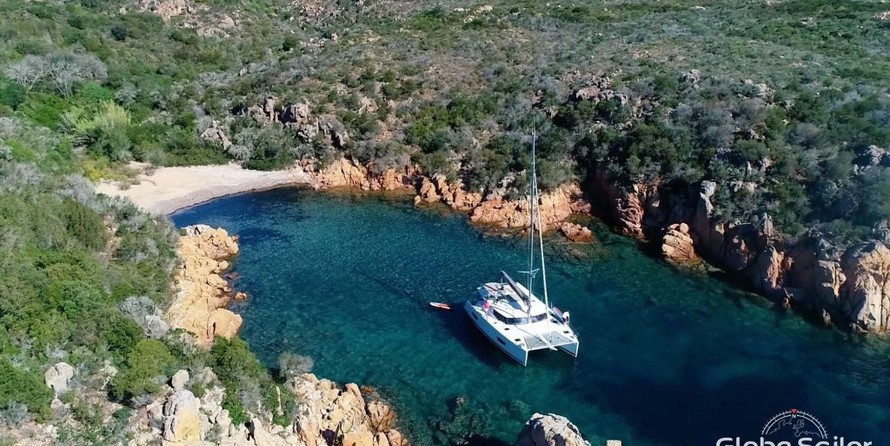 Fountaine Pajot Helia 44