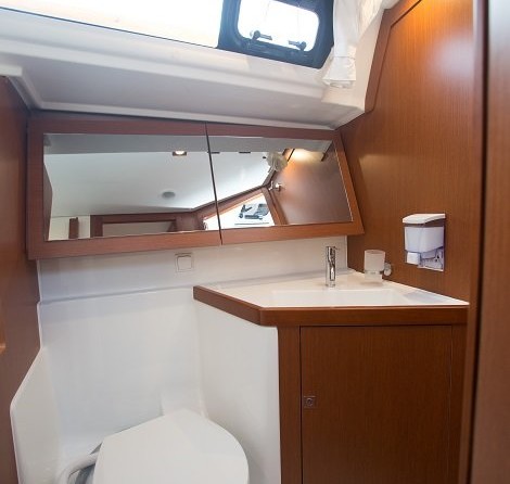 Beneteau Oceanis 45