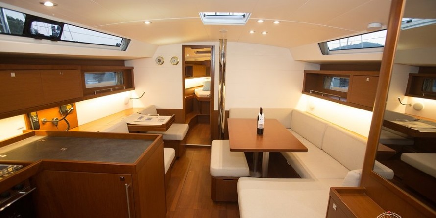 Beneteau Oceanis 45