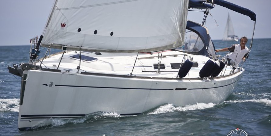 Dufour 40