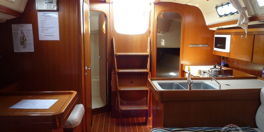 Dufour 40