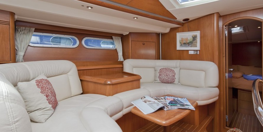 Jeanneau Sun Odyssey 54