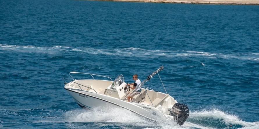 Quicksilver Activ 555 Open