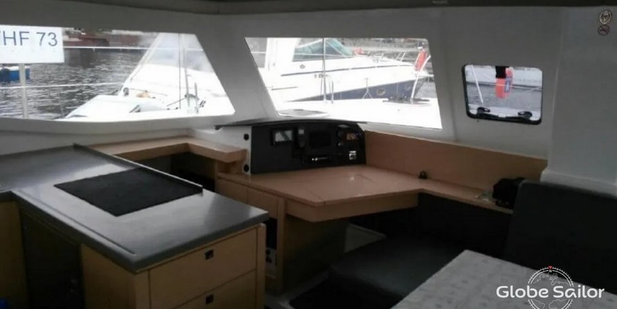 Fountaine Pajot Helia 44