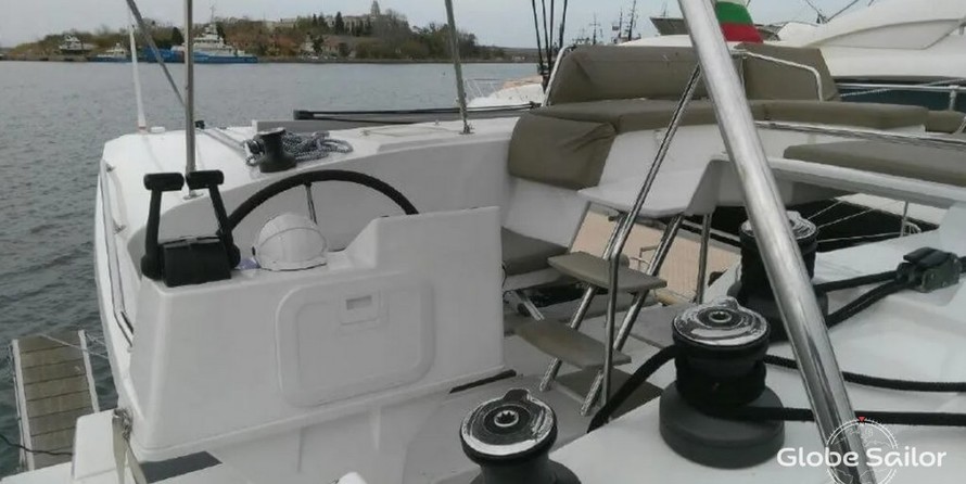 Fountaine Pajot Helia 44