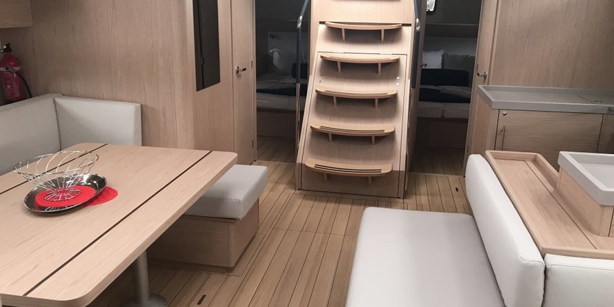 Beneteau Oceanis 51.1