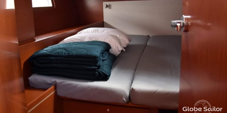 Beneteau Oceanis 51.1