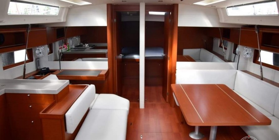 Beneteau Oceanis 51.1