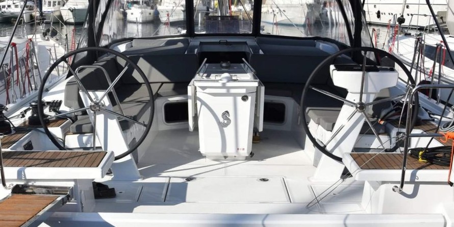 Beneteau Oceanis 51.1
