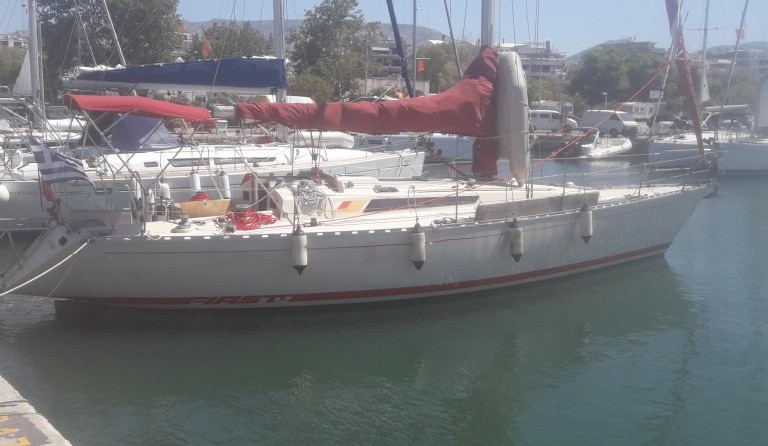 Beneteau First 42