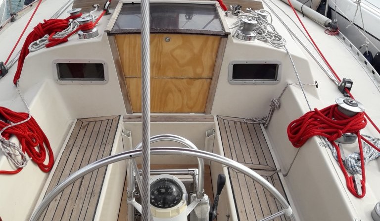 Beneteau First 42