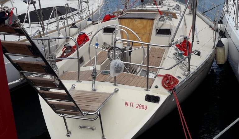 Beneteau First 42