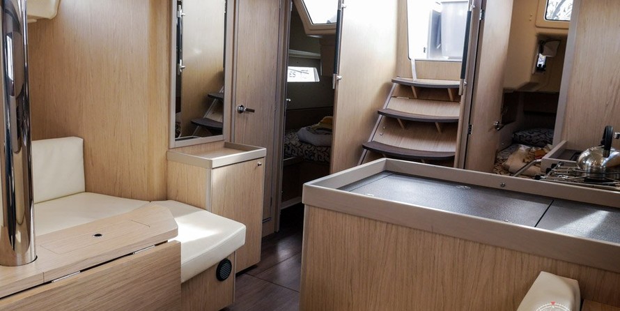 Beneteau Oceanis 41.1