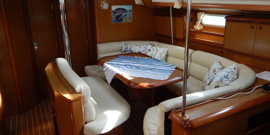 Jeanneau Sun Odyssey 49