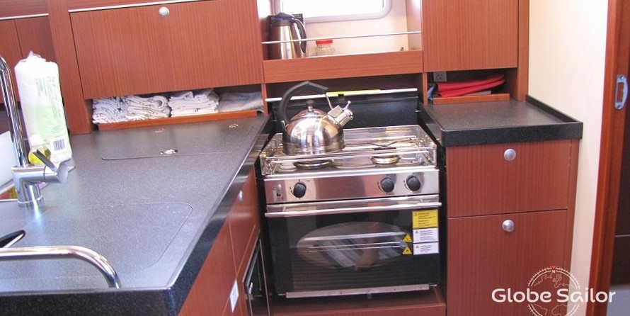 Hanse 415