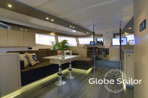 Fountaine Pajot Sanya 57