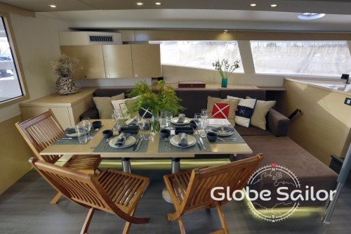 Fountaine Pajot Sanya 57