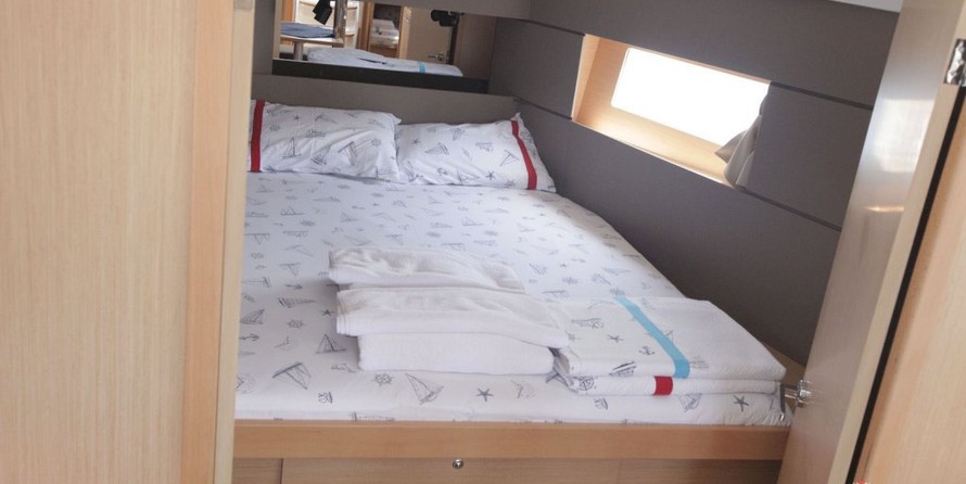 Beneteau Oceanis 38.1