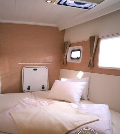 Lagoon 400