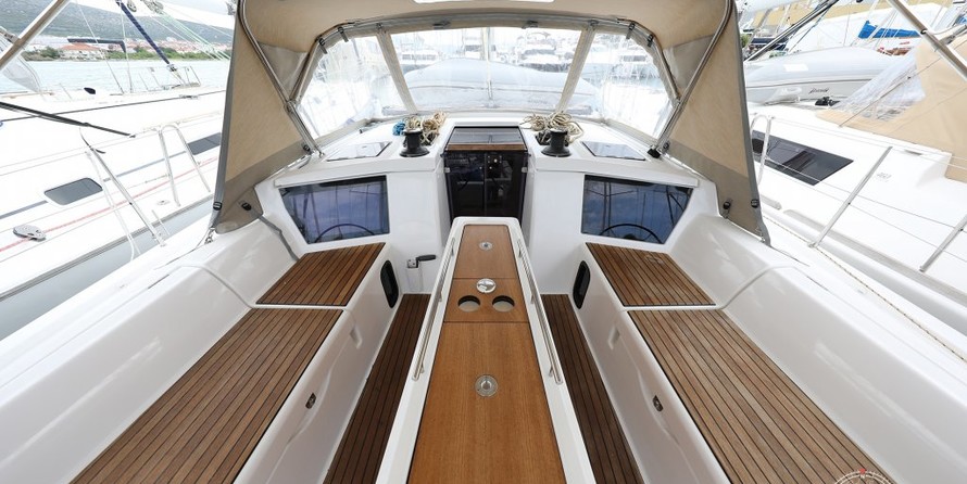 Dufour 430 Grand Large