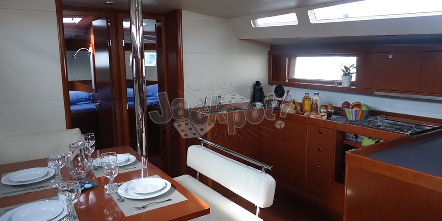 Beneteau Oceanis 48