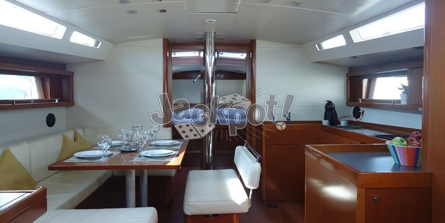 Beneteau Oceanis 48