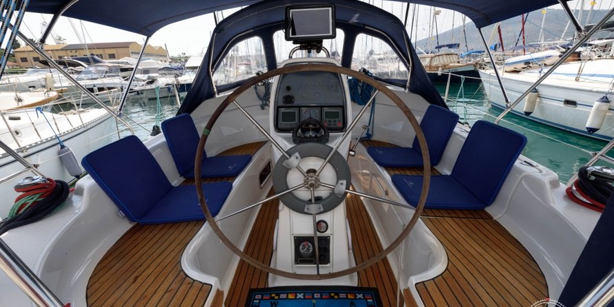 Bavaria 33 Cruiser