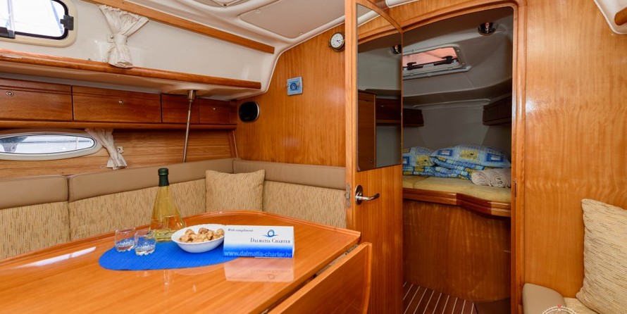 Bavaria 33 Cruiser