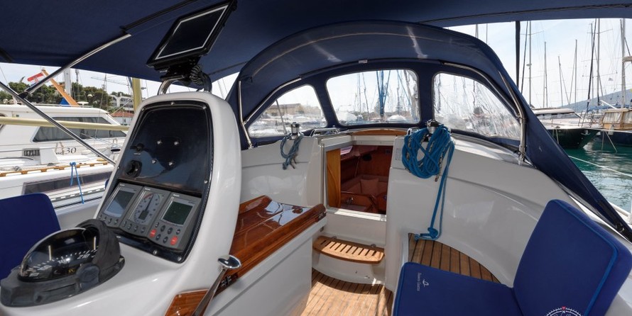 Bavaria 33 Cruiser