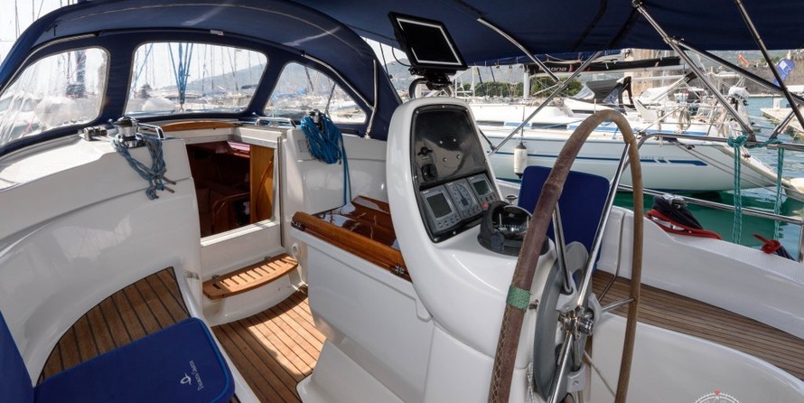 Bavaria 33 Cruiser
